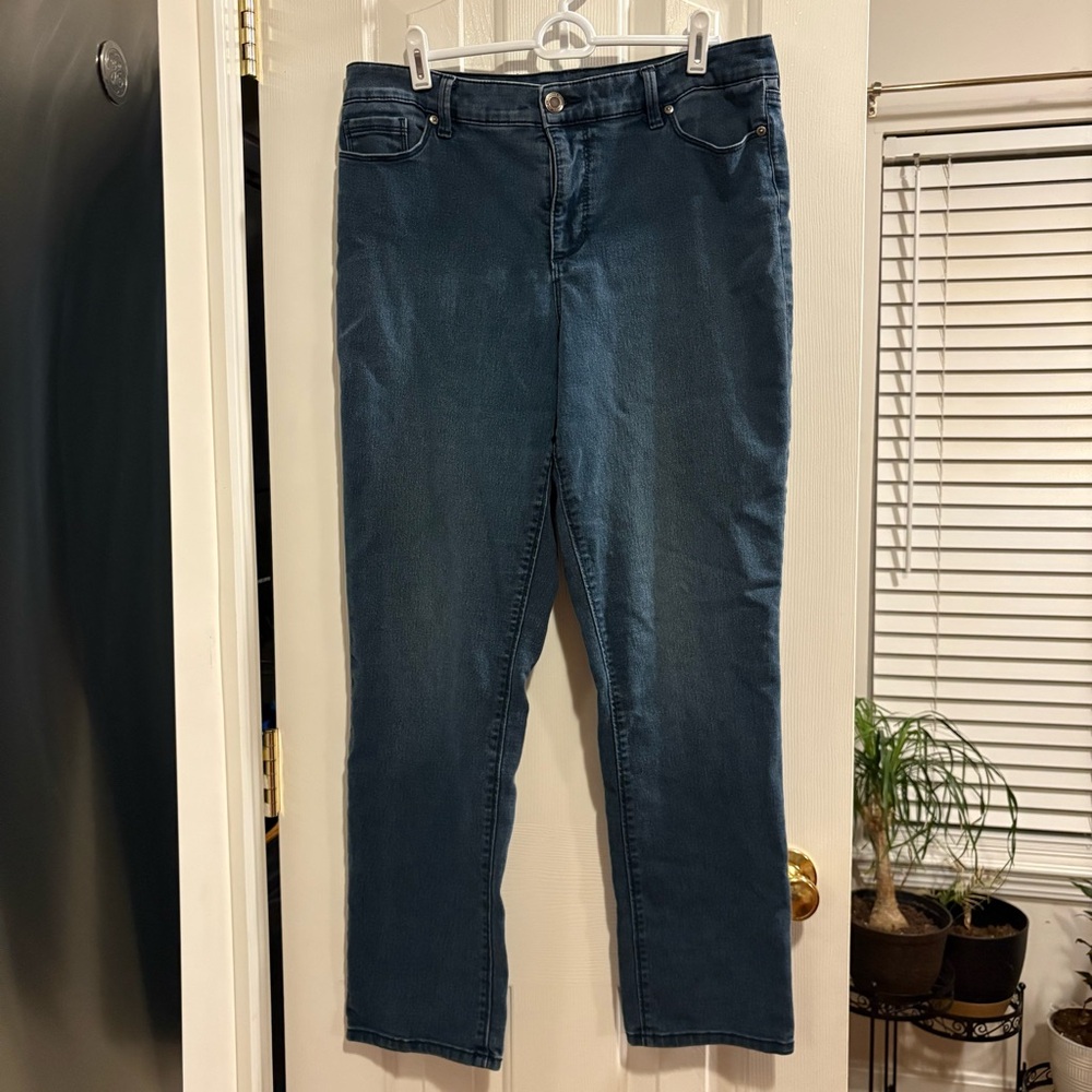 Bandolino Amy Straight Leg Jeans Womens 12 Blue Dark Wash Denim Mid Rise Zip Fly